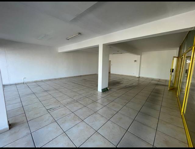 80M² RETAIL TO LET IN STARWOOD